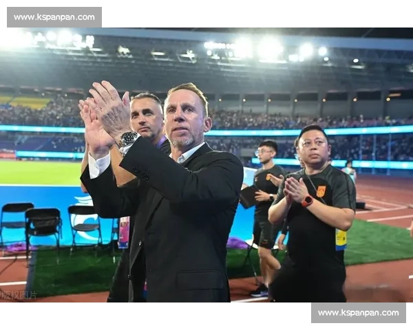 国足换帅提速！久尔杰维奇过渡身份坐实，两大名帅锁定接班